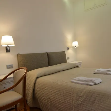 La Strada Parlata 4* Nápoly