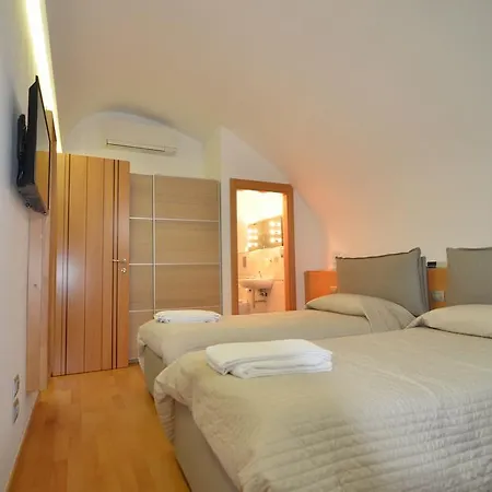 La Strada Parlata Vendégház 4*