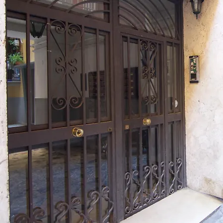 La Strada Parlata Casa de hóspedes 4*