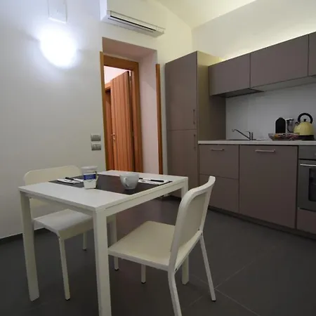 La Strada Parlata 4* Napoli